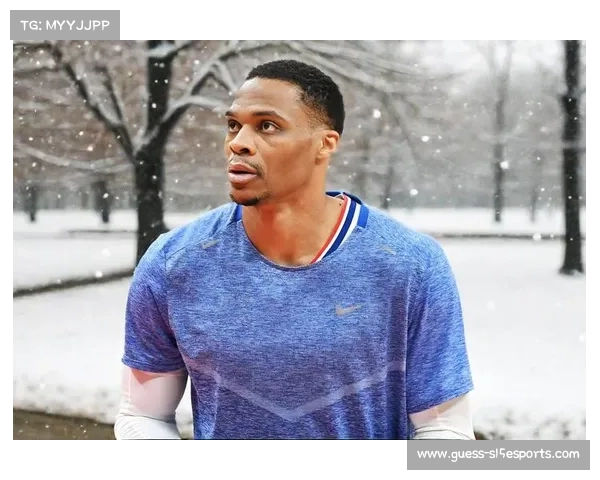 国王主帅谈威少作用:经验领袖带动年轻球员成长